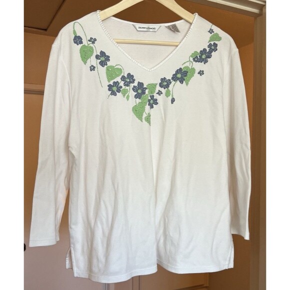 drapers and damons Women’s Top XL Embroidered Floral Neckline Purple Green - Picture 2 of 10